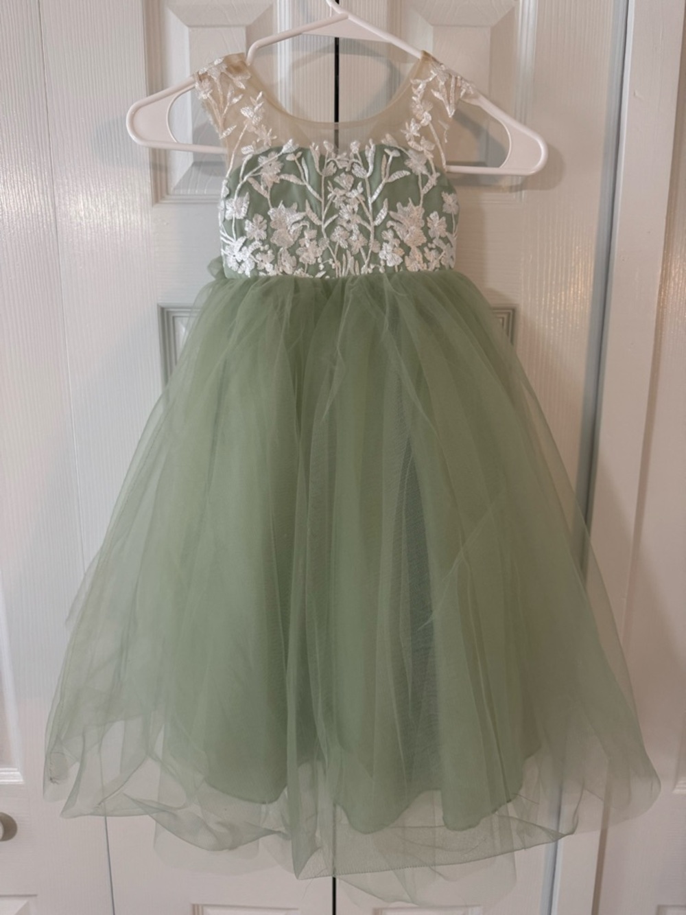 Green Tulle Flower Girl Dress with Lace Bodice